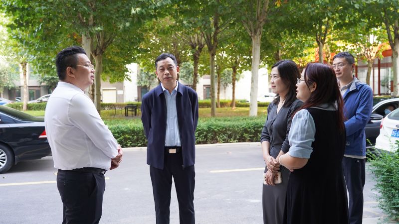 欢迎市委外办一行莅临AITIYU.COM调研指导