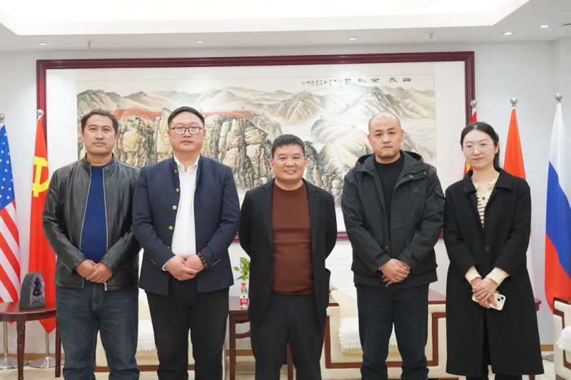 中巴国际商业联盟一行莅临爱体育(中国)参观考察